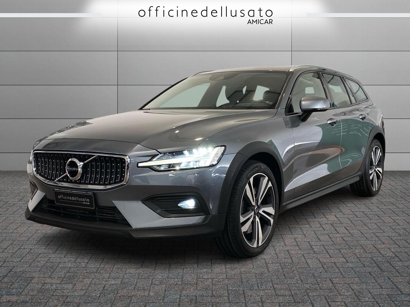 Volvo V60 Cross Country